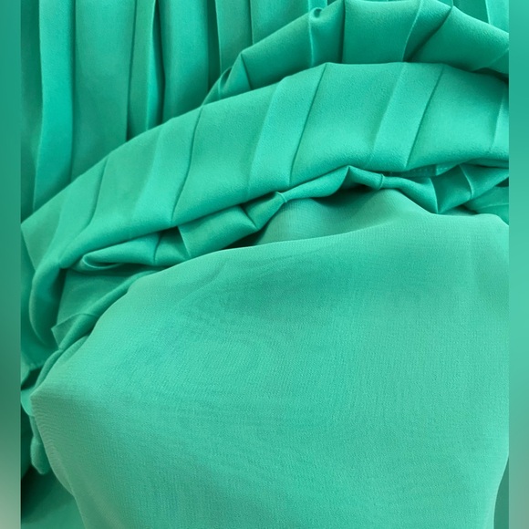 J. Crew Accordion Pleated Kelly Green Midi Skirt - Picture 5 of 7
